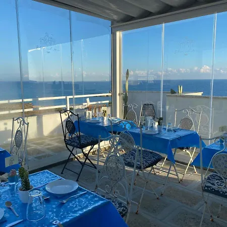 Апартаменти Faro Bianco *